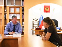 Александр Бурмак провел личный  прием участников СВО и членов их семей