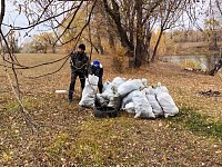 "Велодрузья" вернули чистоту пруду "Зеркалка"