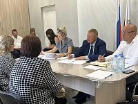 Панков провёл приём граждан по проблемам ЖКХ и капремонта 
