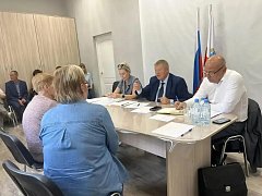 Панков провёл приём граждан по проблемам ЖКХ и капремонта 