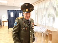 Почетные саратовцы принимают участие в голосовании