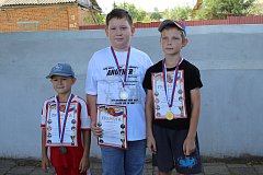 Стадион "Авангард" встретил  День физкультурника 