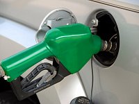 Экономист рассказал, снизятся ли в ближайшее время цены на бензин 