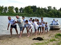 Саратовская команда получила специальный приз на конкурсе "Это у нас семейное" за воссоздание картины Ильи Репина 