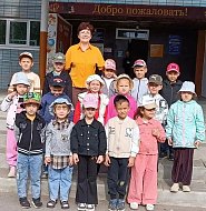 День воспитателя -  праздник заботы и тепла