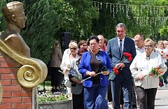 "Наш долг - хранить память": к годовщине начала войны