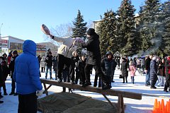 Красноармейск встретил Масленицу с размахом