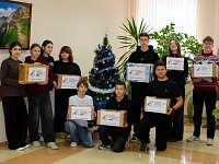 Новогоднее тепло для наших героев