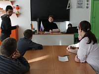 Сотрудники Госавтоинспекции организовали путешествие в страну "Светофорию"
