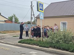 Внимание, дети идут в школу! 