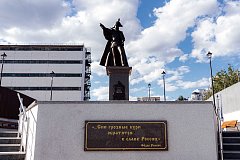 У Триумфальной арки в Саратове могут снимать кино