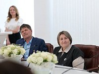 Родителям защитника Отечества из Красноармейска вручили медаль "За любовь и верность"