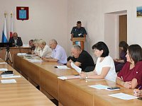 Пожарная безопасность и готовность к ЧС: ключевые вопросы на заседании комиссии района 