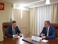 Губернатор Роман Бусаргин провел рабочую встречу с новым руководителем Красноармейского района Александром Бурмаком. На этой неделе он приступил к исполнению обязанностей главы муниципалитета